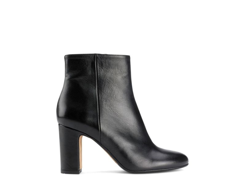 Jones the Bootmaker Nova boots