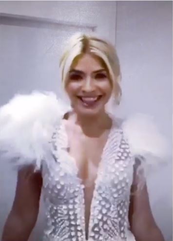 Holly willoughby Dancing on Ice final video