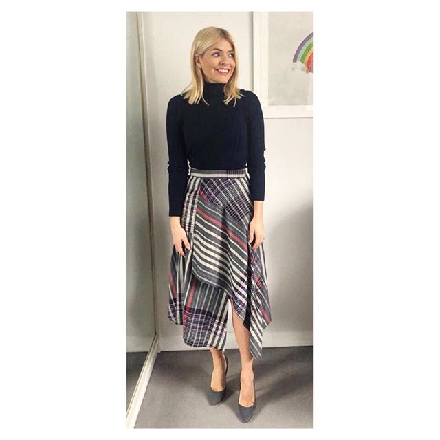 Holly Willoughby This morning outfit black polo neck plaid skirt grey shoes March 2018