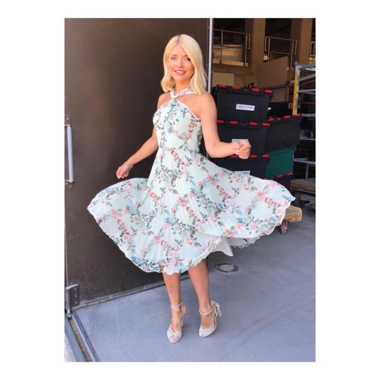 Holly Willoughby style outfit This Morning green floral pleat dress grey shoes June 2018