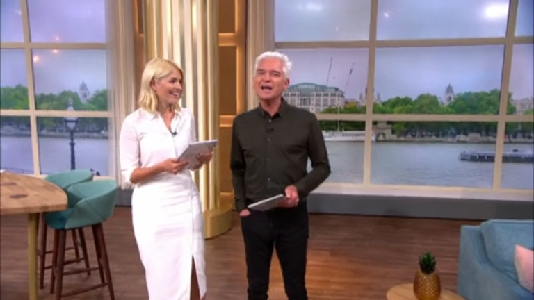 Holly Willoughby This Morning style outfit white split pencil skirt June 2018 photo ITV