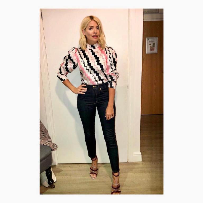 Holly Willoughby Celebrity Juice outfit pink black white blouse black jeans red and beige sandals September 2018