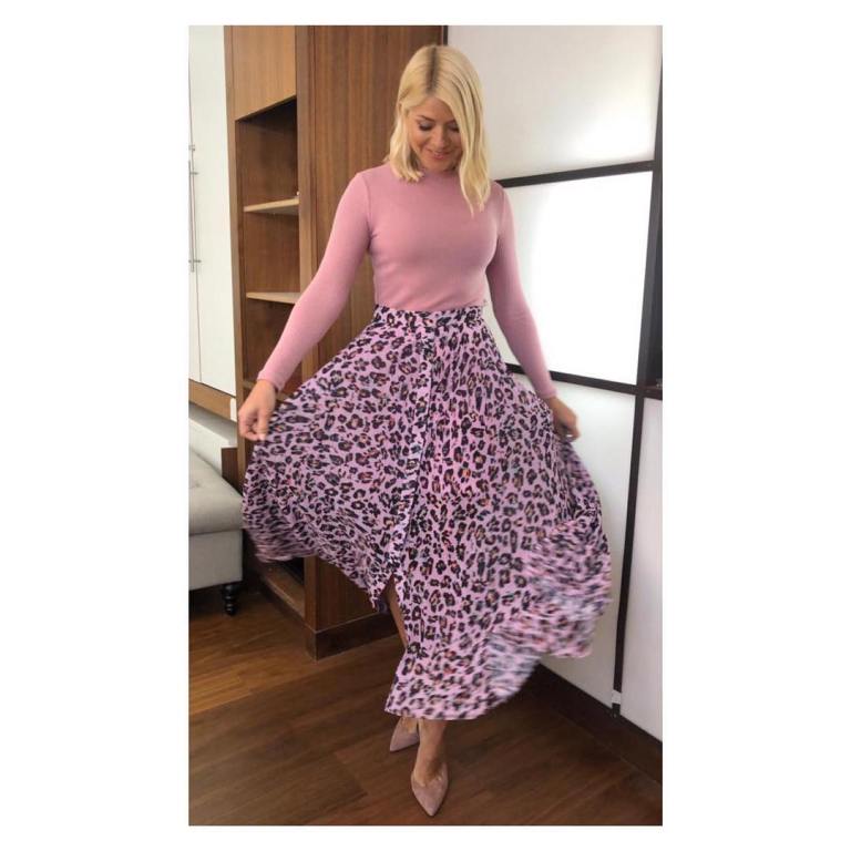 where to get Holly Willoughby This Morning outfit today pink top pink leopard print skirt nuded suede court shoes May 2019 photo Holly Willoughby