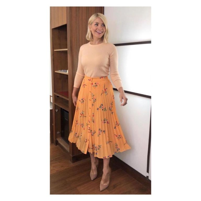 how to find Holly Willoughby This Morning outfit today orange floral pleated skirt peach knit nude suede court shoes June 2019 Photo Holly willoughby