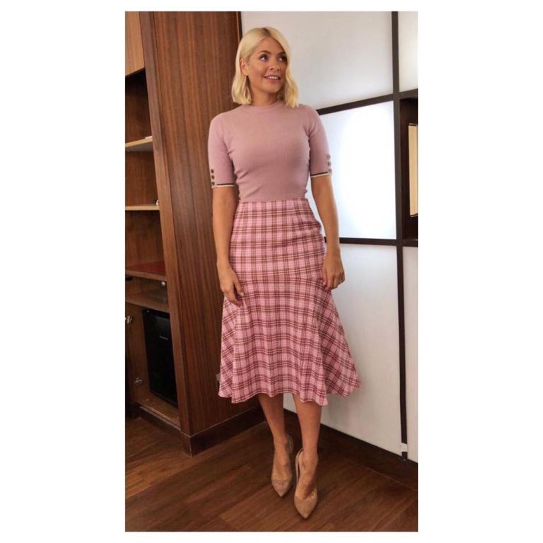 how to find Holly Willoughby pink check skirt pink short sleeve knit top This Morning today September 2019 Photo Holly Willoughby
