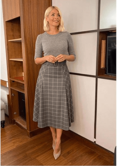 Holly Willoughby grey check midi skirt grey jumper grey court shoes This Morning outfit blog October 2019 Photo Holly Willoughby
