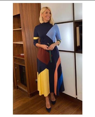 where to get Holly Willoughby This Morning dress abstract colour black dress black court shoes 6 January 2020 Photo holly Willoughby