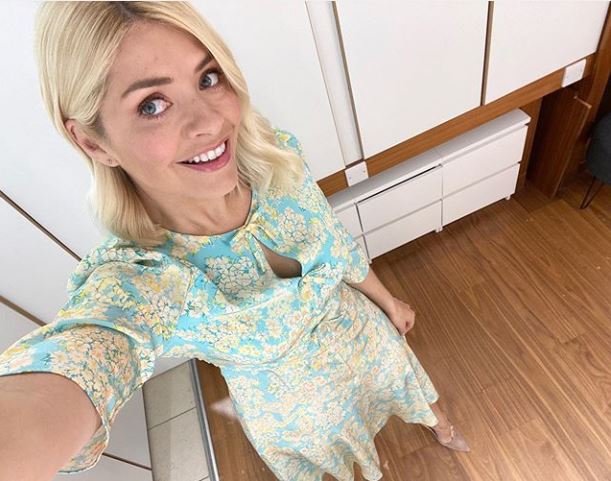 where to get all Holly Willoughby This Morning dresses aquamarine blue floral print dress 21 April 2020 Photo Holly Willoughby
