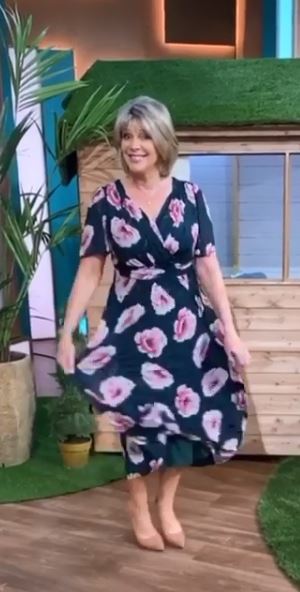 where to get all Ruth Langsford This Morning dresses teal floral print maxi dress 5 August 2020 Photo Ruth Langsford