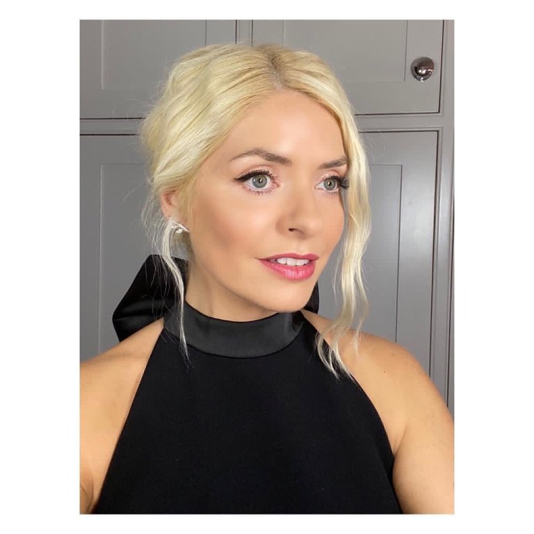 where to get Holly Willoughby Pride of Britain 2020 black halterneck bow detail gown Photo Ciler Peksah