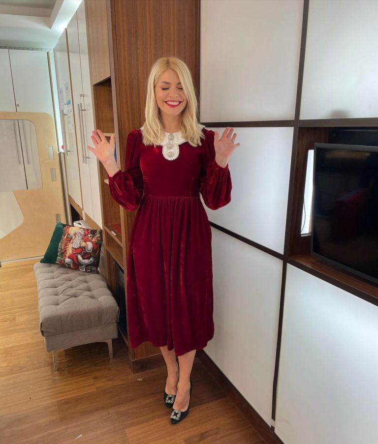 where to get all Holly Willoughby This Morning dresses red velvet dress white collar black slingbacks 25 December 2020 Photo Holly Willoughby