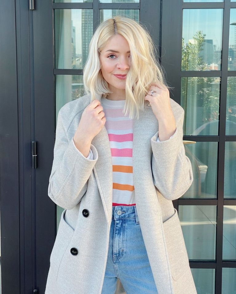 where to get holly willoughby oatmeal coat oink orange striped jumper light blue wash denim jeans 29 January 2021 Photo M&S