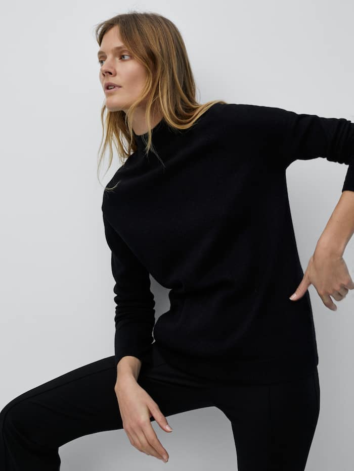 Massimo Dutti Wool and cashmere mock turtleneck sweater