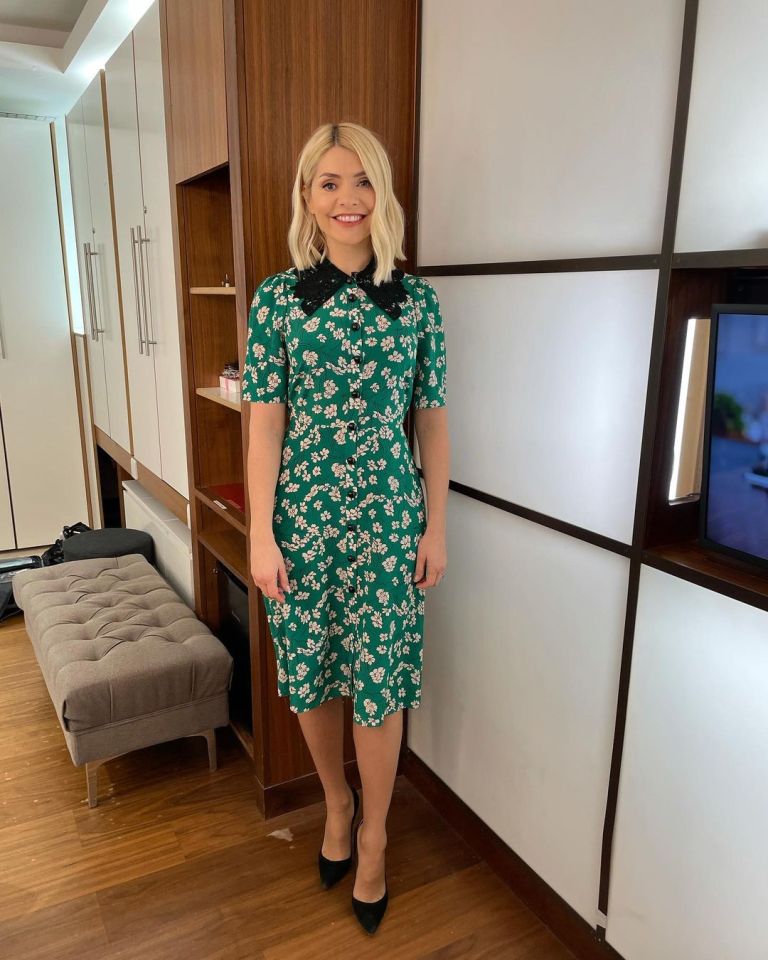where to get all Holly Willoughby This Morning dresses green daisy print dresss black collar black court shoes 8 MArch 2021 Photo Holly Willoughby