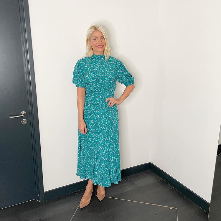 where to get all Holly Willoughby This Morning dresses green ditsy short sleeve dress nude suede court shoes 5 October 2021 Photo Holly Willoughby