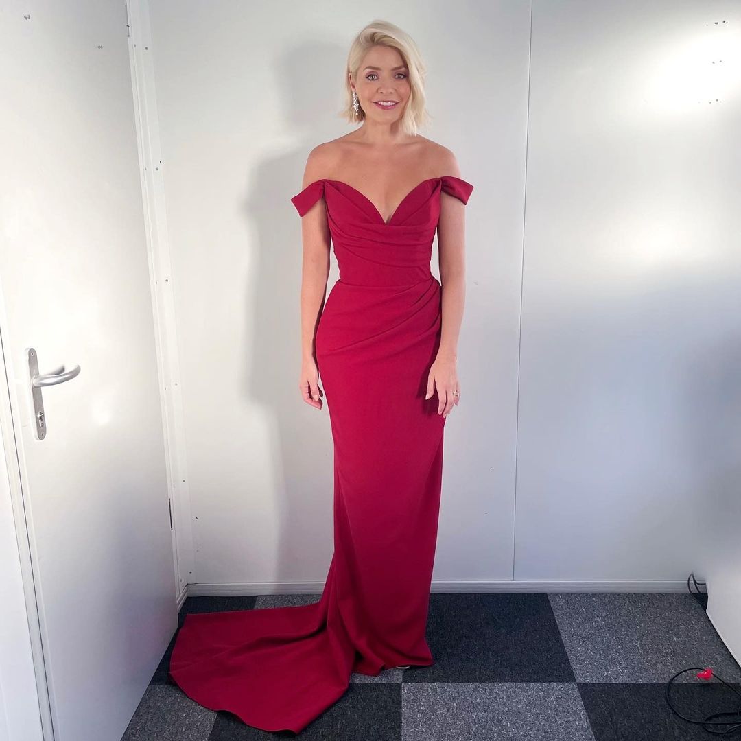 where to get all Holly Willoughby Dancing on Ice dresses raspberry pink strapless gown diamomd earrings 13 January 2022 Photo Holly Willoughby