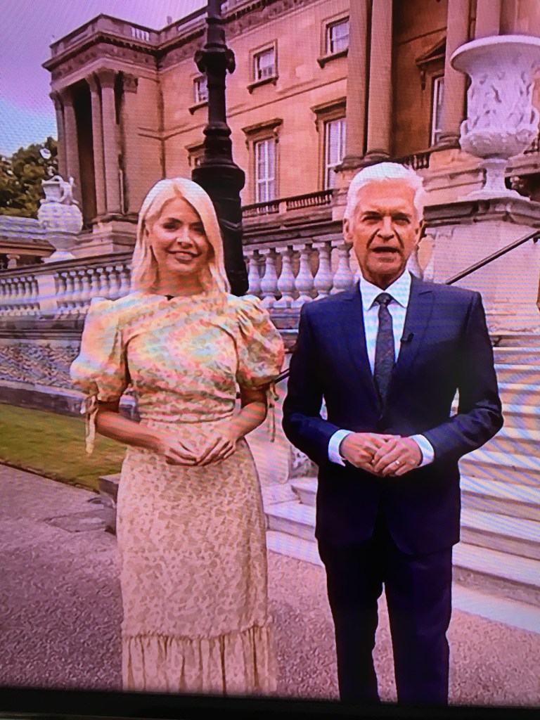 where to get all Holly Willoughby This Morning dresses gold puff sleeve midi dress 24 May 2022 Photo ITV