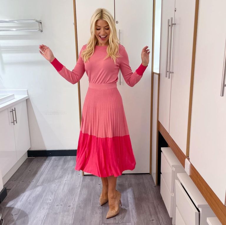 where to get all Holly Willoughby This Morning outfits pink contrst hem skirt pink jumper with shouldr buttons nude suede court shoes 26 September 2022 Photo Holly Willoughby