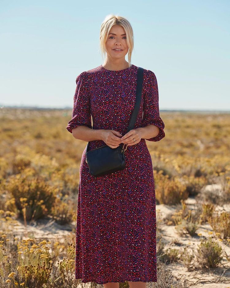 where to get all holly Willoughby outfits dresses red mix animal print midi dres three quarter sleeve crossbody bag 15 October 2022 Photo M&S