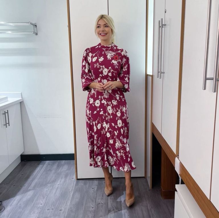 where to get all Holly Willoughby This Morning outfits dresses magenta and white oriental floral midi dress nude suede court shoes 8 November 2022 Photo Holly Willoughby
