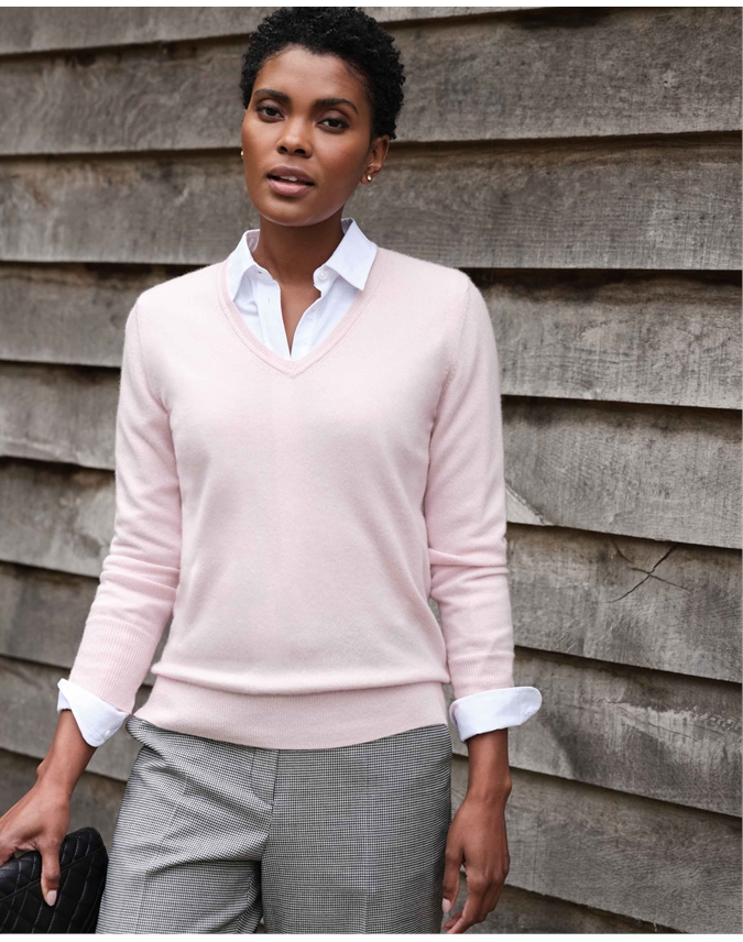 Pure Collection Cashmere V Neck Sweater Soft Oyster