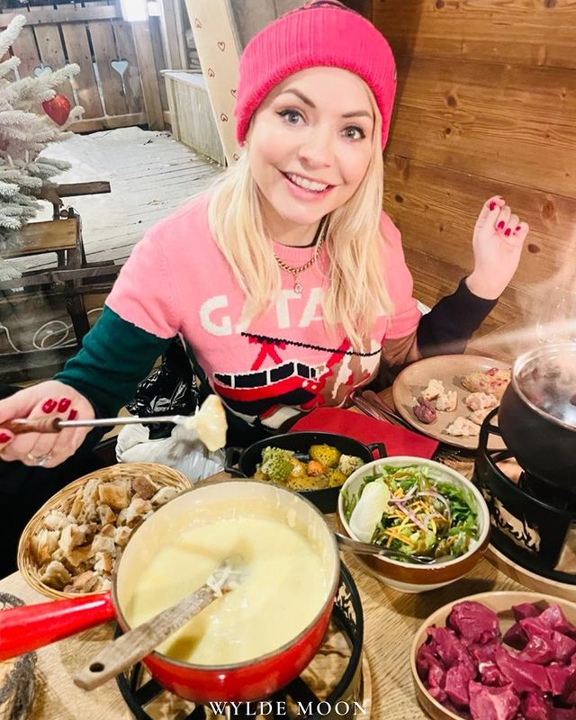 where to get all Holly Willoughby outfits pink Gstaad jumper 3 January 2023 Photo Wylde Moon