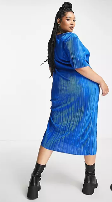 ASOS DESIGN Curve Plissé T-shirt Midi Dress back view