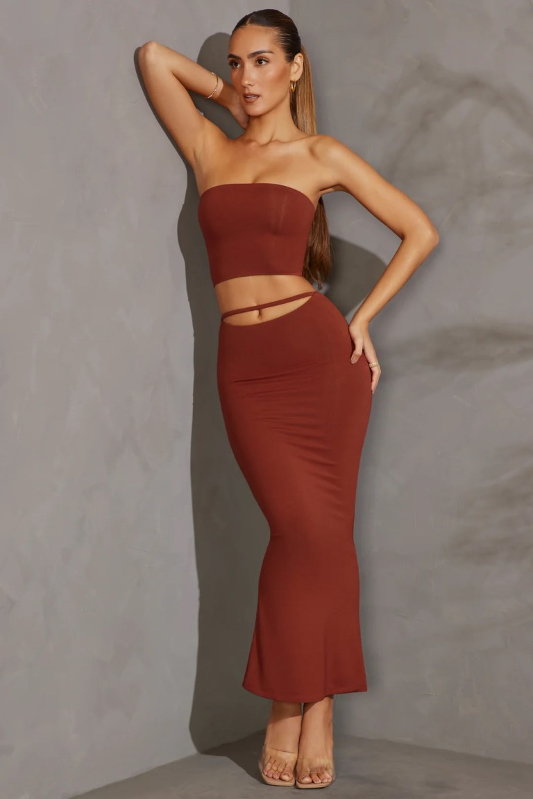 Oh Polly Yesenia Cut Out Maxi skirt
