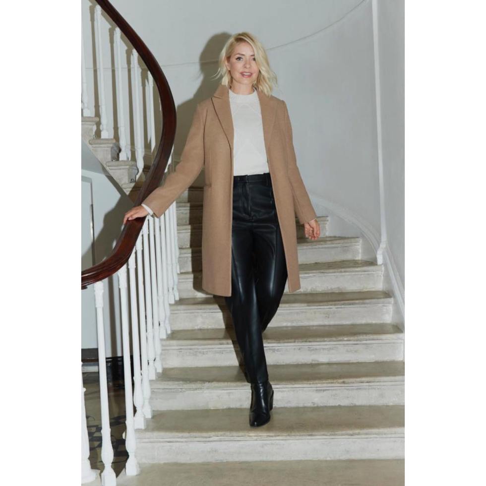where to get all Holly Willoughby outfits camel coat black faux leatheer trourts ivory jumper 28 September 2023 Photo M&S