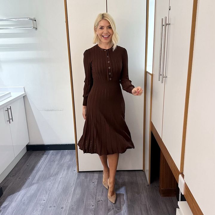 where to get all Holly Willoughby This morning dresses brown pleated knit midi dress nude suede court shoes 26 September 2023 Photo Holly Willoughby