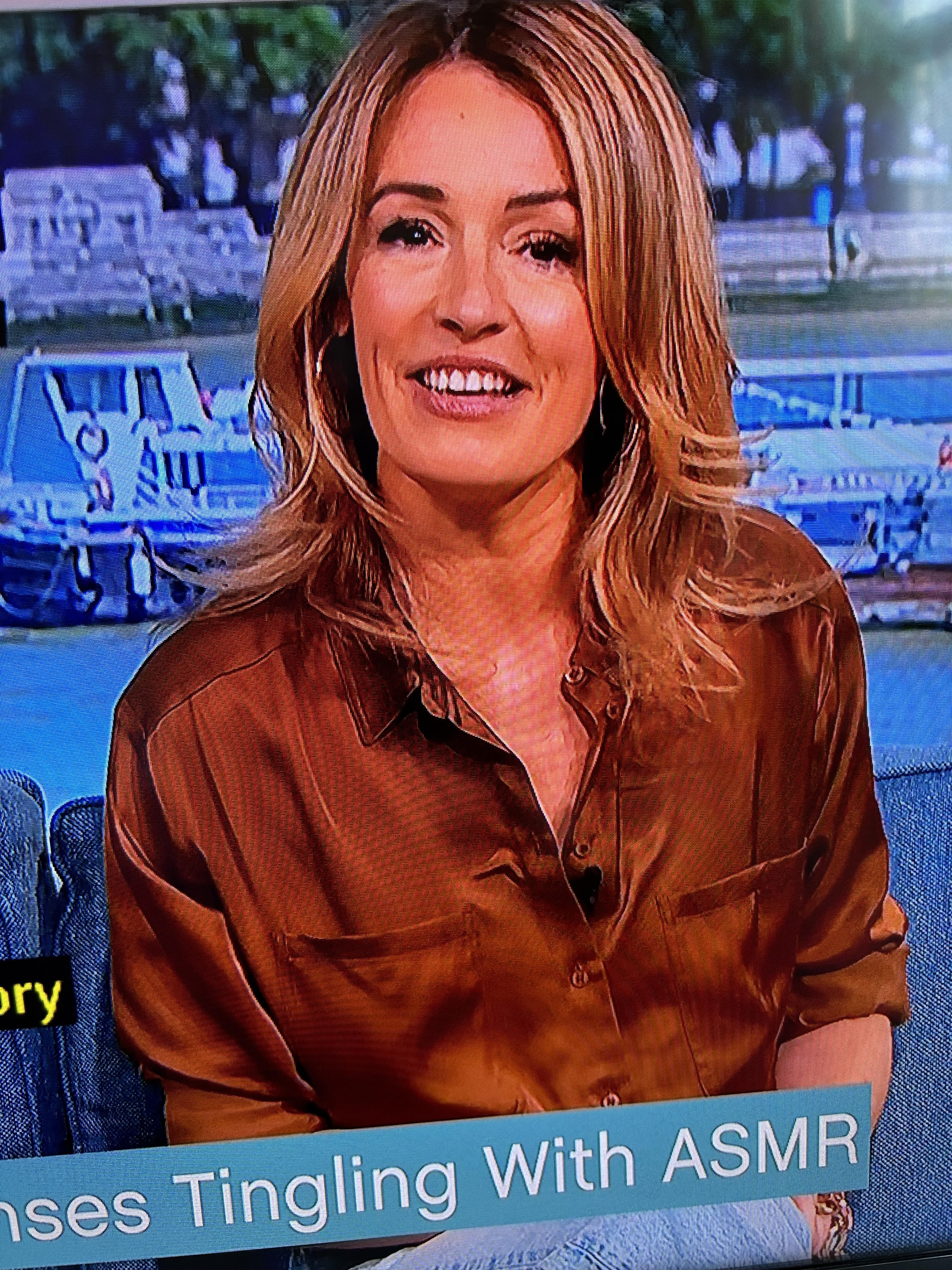 where to get all Cat Deeley This Morning outfits caramel brown shirt blue stonewash jeans 7 April 2024 Photo ITV