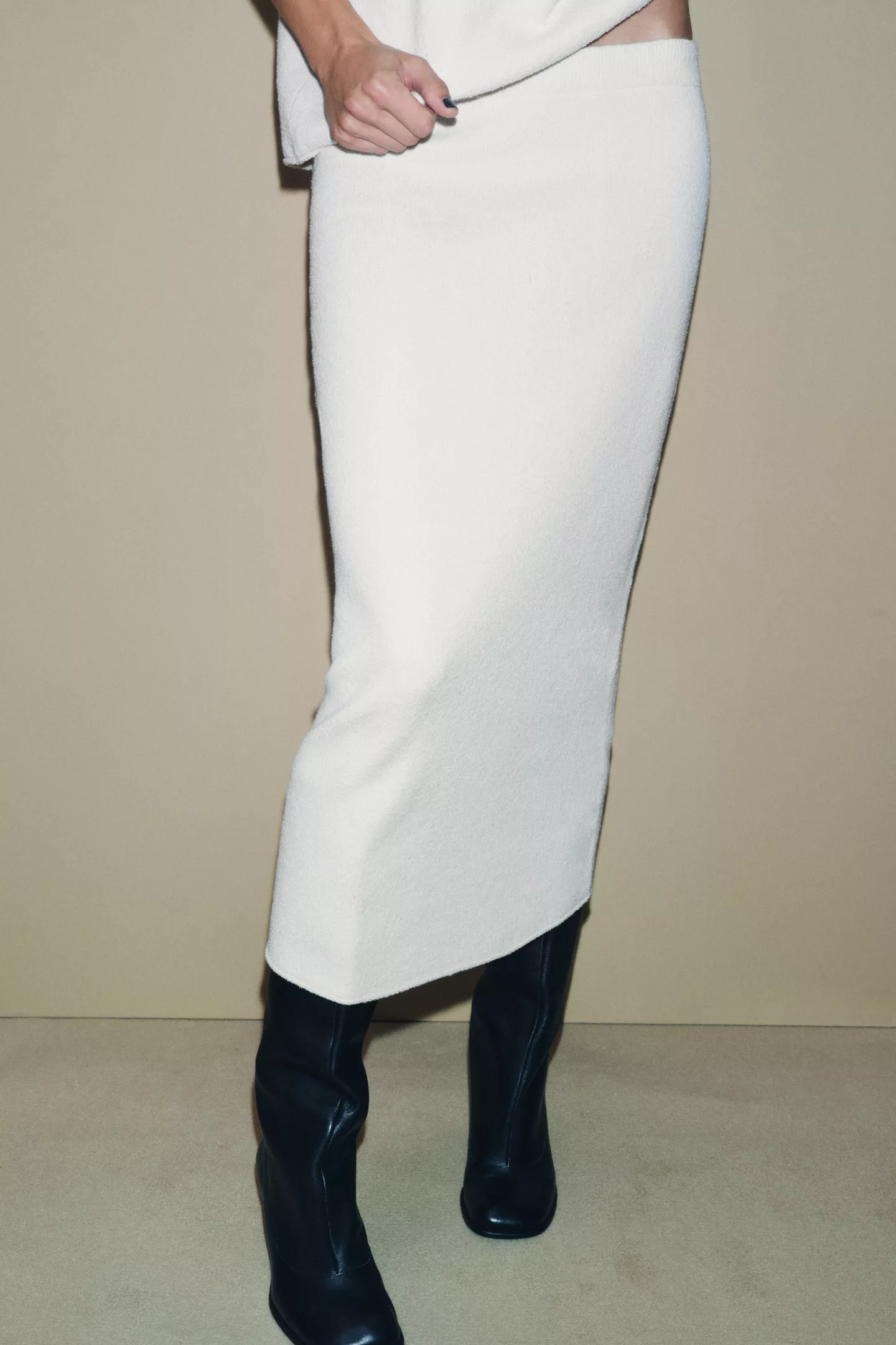 Zara Knit Midi skirt