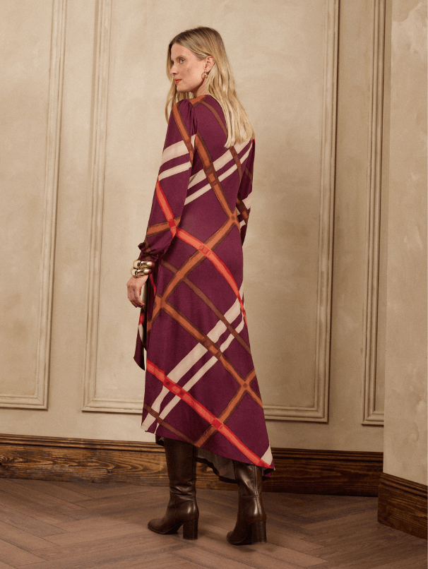 Love & Roses Burgundy Red Check Long Sleeve Tie Detail Jersey Midi Dress back view
